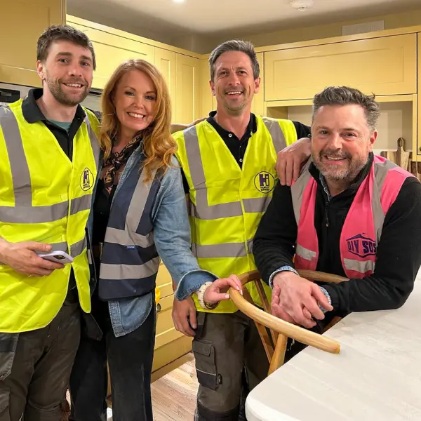 Read more about the article Picture Hanging for DIY SOS
